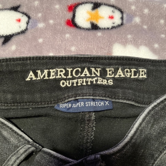 American eagle outfitters black shorts - Picture 3 of 4